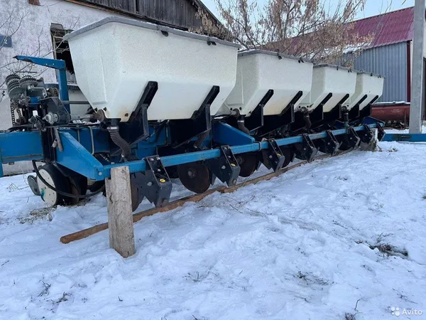 Сеялка Kinze 3000