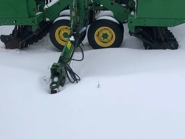 Сеялка John Deere 455