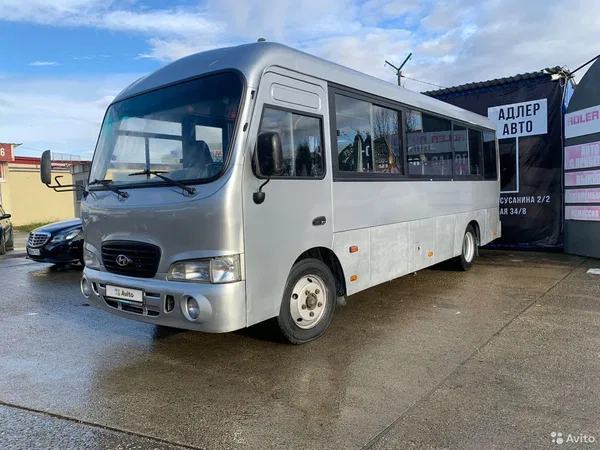 Автобус Hyundai County