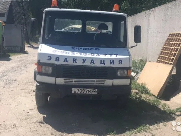 Эвакуатор Mercedes-Benz T2 709D