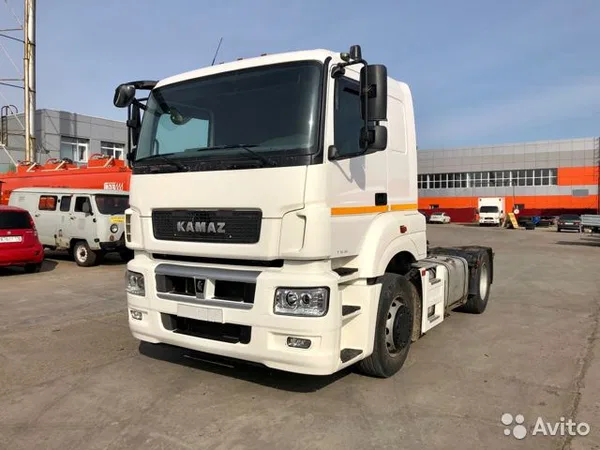 Седельный тягач Камаз 5490
