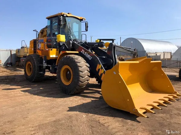 Фронтальный погрузчик XCMG ZL50RU