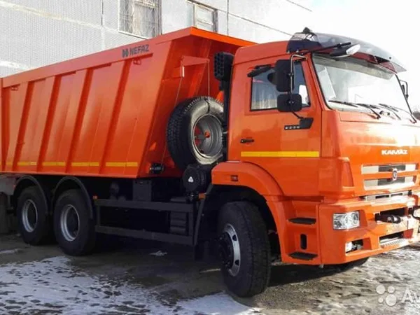 Самосвал КамАЗ 6520-26012-53