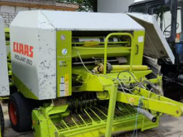 Пресс-подборщик Claas Rollant 250