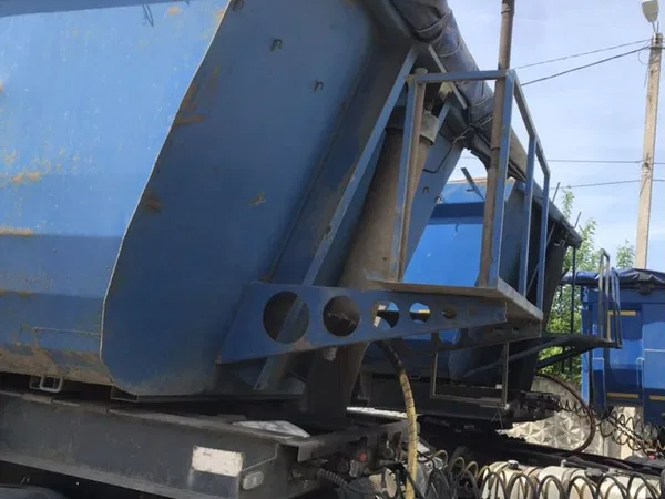 Самосвальный полуприцеп Тонар 9523