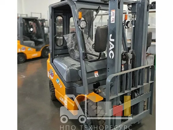 Вилочный погрузчик JAC CPCD15