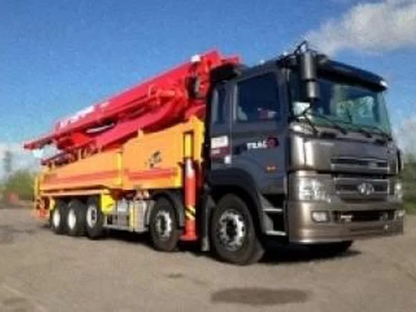 Автобетононасос KCP 58ZX170