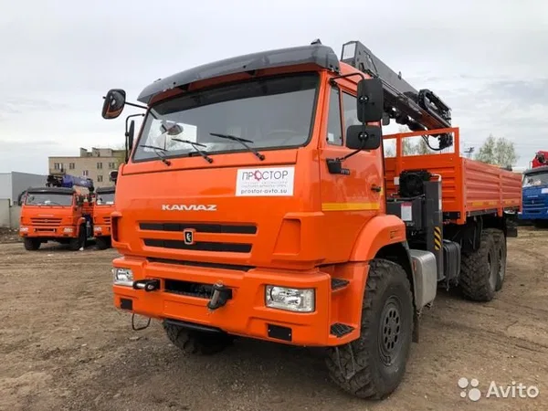 Бортовой грузовик с КМУ КамАЗ 43118 с КМУ Horyong 216