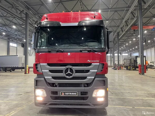 Седельный тягач Mercedes-Benz Actros 1844LS