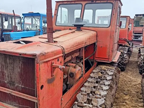 Гусеничный трактор Т-4 Алтаец