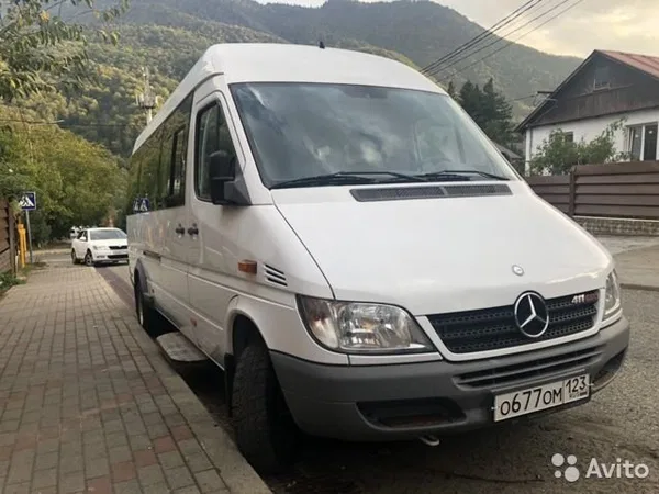 Микроавтобус Mercedes-Benz Sprinter Classic