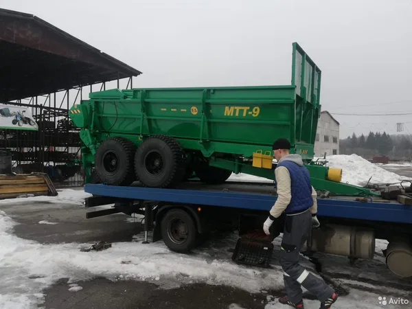 Разбрасыватель удобрений БобруйскАгороМаш МТТ-9