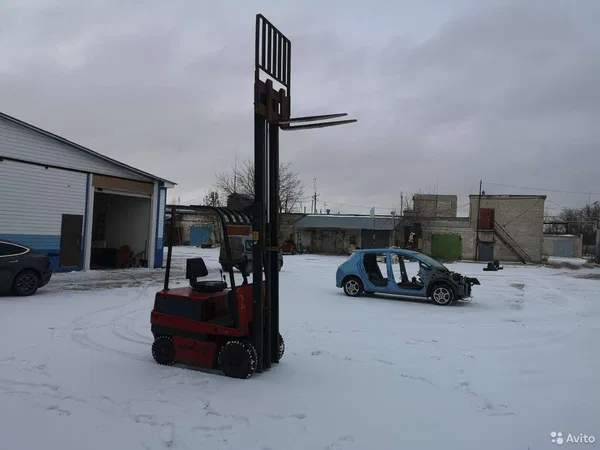 Вилочный электропогрузчик Balkancar ЕВ-687.33.10