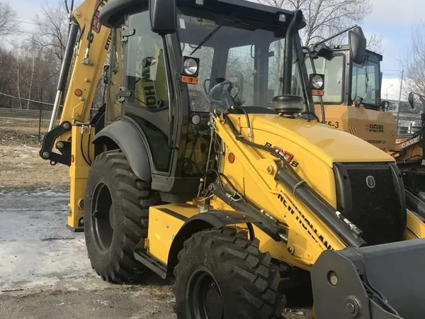Экскаватор-погрузчик New Holland B80B