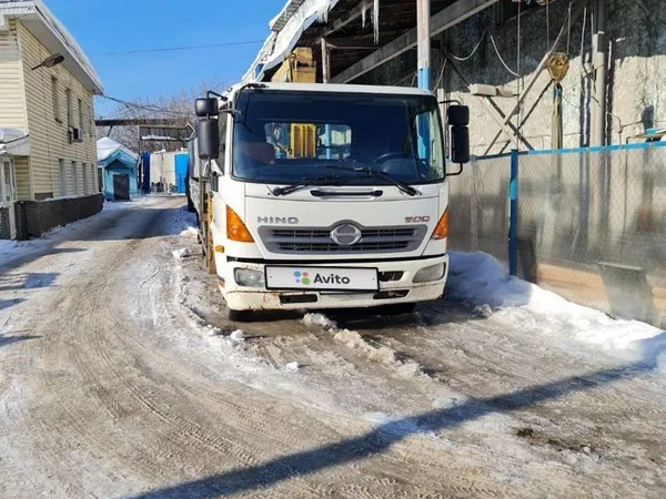 Бортовой грузовик с КМУ HINO 500 (Ranger)