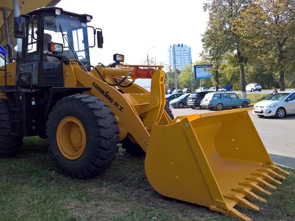 Фронтальный погрузчик Lonking CDM843