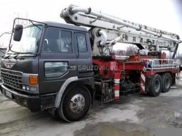 Автобетононасос Hino Profia