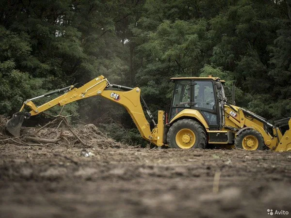 Экскаватор-погрузчик Caterpillar 428