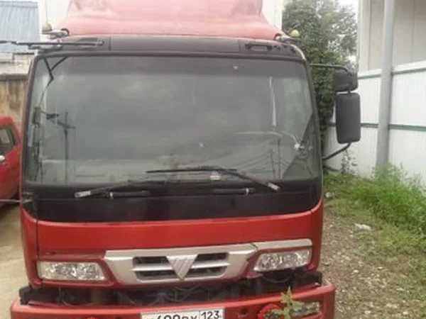 Промтоварный фургон Foton Auman