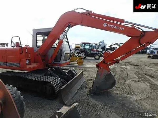 Мини-экскаватор Hitachi EX60