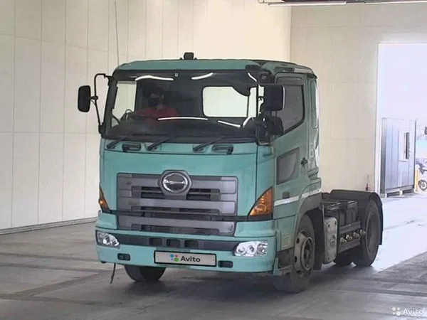 Седельный тягач Hino Profia