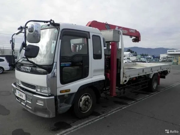 Бортовой грузовик с КМУ ISUZU Forward (F-Series)