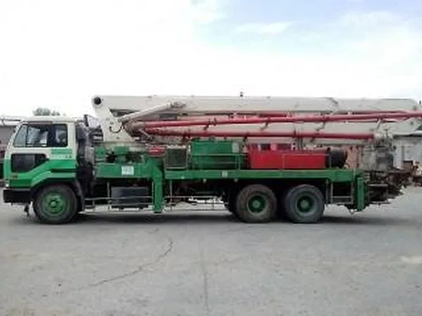 Автобетононасос Nissan Diesel UD