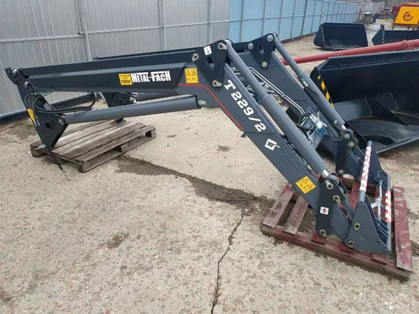 Навесной погрузчик (КУН) Metal-Fach T-229/2