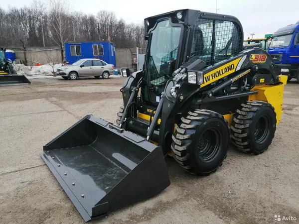 Мини-погрузчик New Holland L318