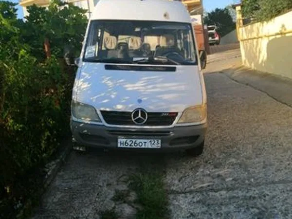Микроавтобус Mercedes-Benz Sprinter