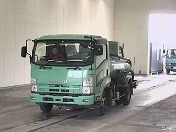 Ассенизатор Isuzu Forward 3.5 куб