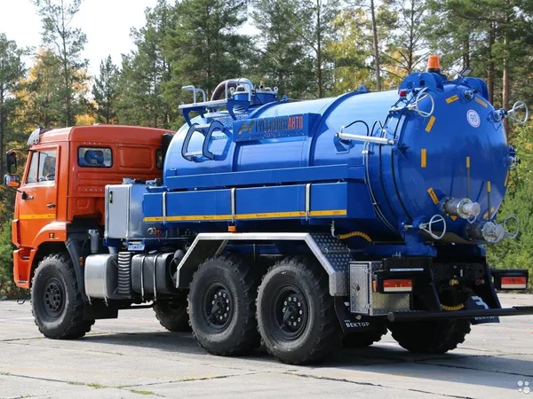 Илосос КамАЗ 43118-50 МВС-10