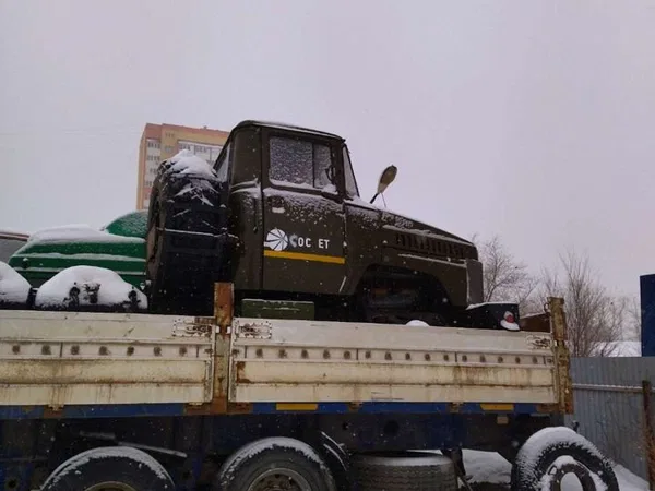 Бортовой полуприцеп ЧМЗАП 9399