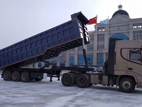 Самосвальный полуприцеп AMUR Trailer LYR9602ZX