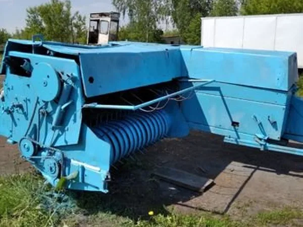 Пресс-подборщик Fortschritt K-454