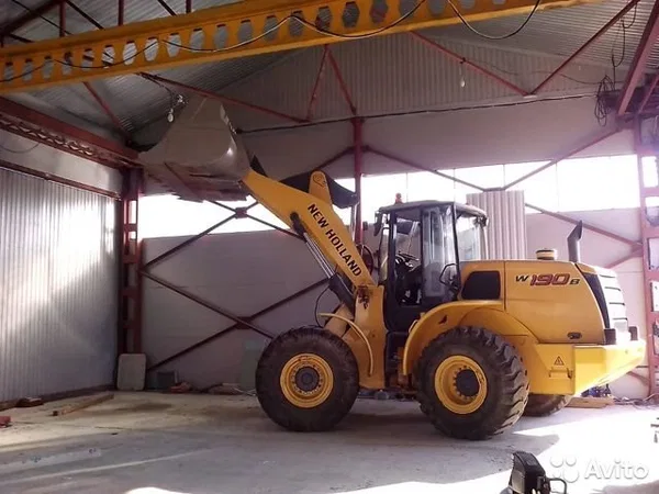 Фронтальный погрузчик New Holland W190B