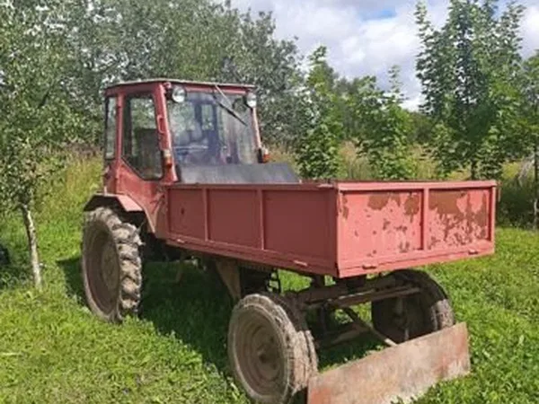 Трактор ХЗТСШ Т-16