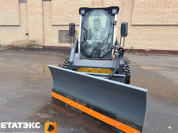 Отвал Метатэкс 1200 мм (снеговой) на мини-погрузчик