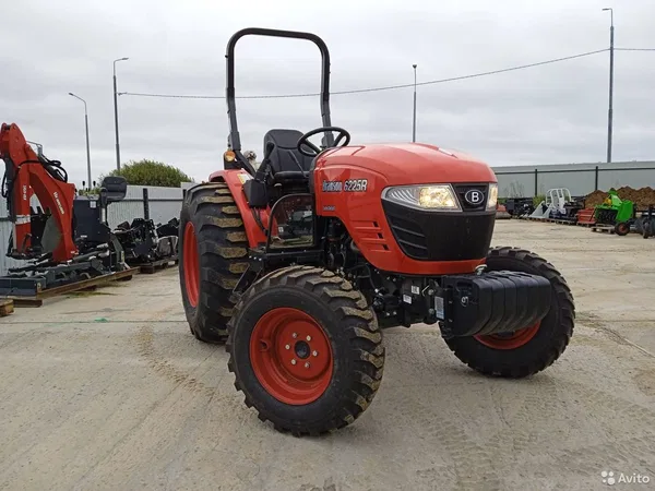 Трактор Branson 6225R