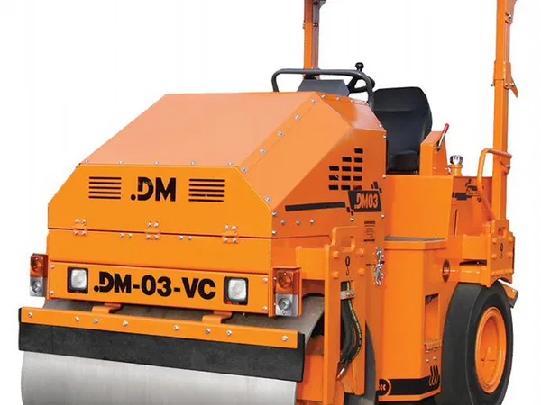 Комбинированный каток Завод дорожных машин DM-03-VC