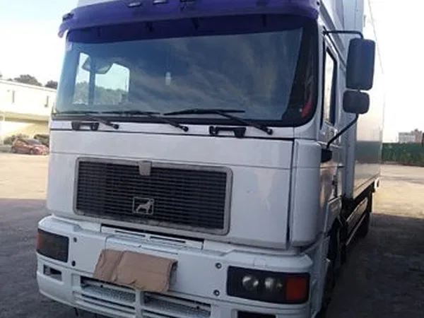 Грузовой фургон MAN F2000 comandor