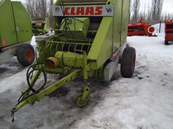 Пресс-подборщик Claas Rollant 44