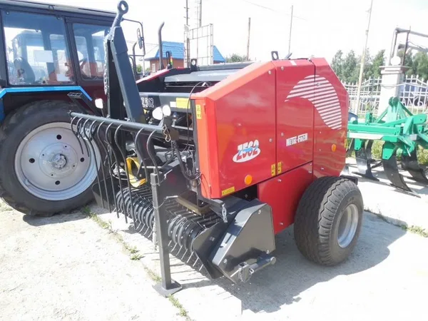 Пресс-подборщик Metal-Fach Z562