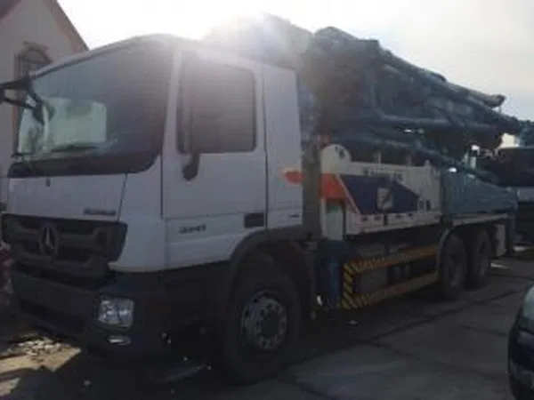 Автобетононасос Zoomlion 40X-5RZ