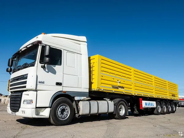 Полуприцеп зерновоз Maral Trailers 60 м3