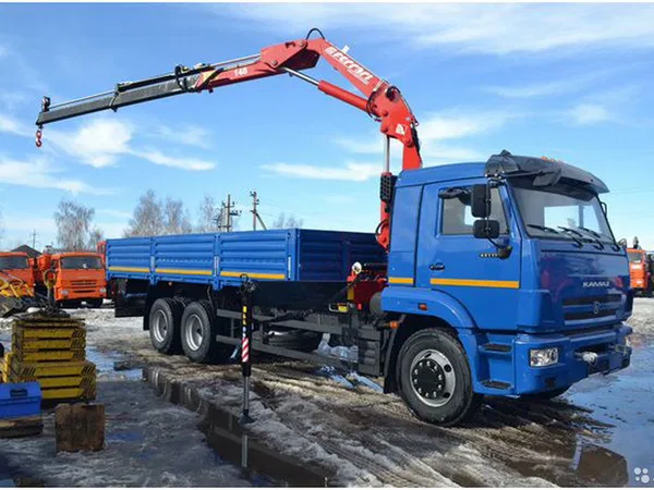 Бортовой грузовик с КМУ КамАЗ 65117