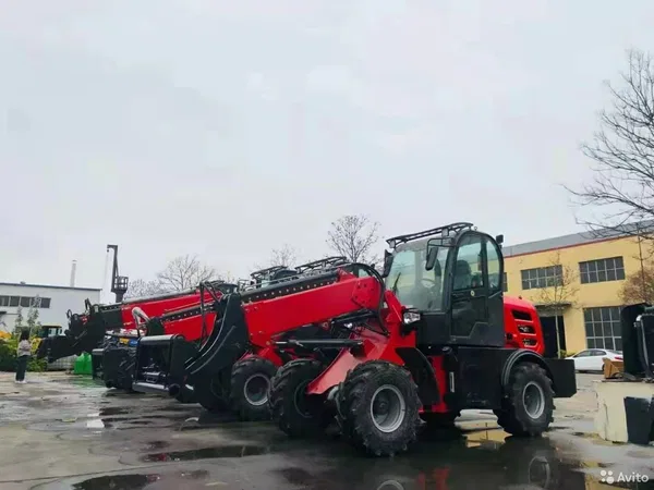 Телескопический погрузчик Redstar TL4000