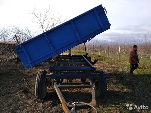 Тракторный прицеп 2ПТС-4
