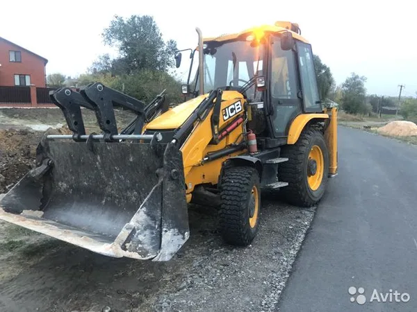 Экскаватор-погрузчик JCB 3CX