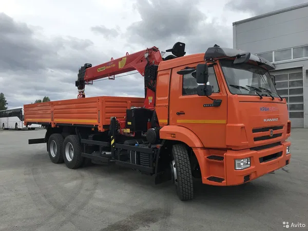 Бортовой грузовик с КМУ КамАЗ 65115